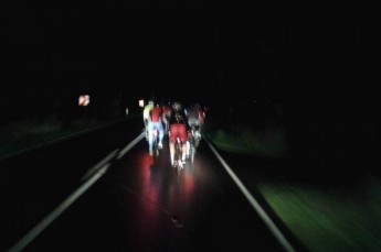 Mitten in der Nacht in Mecklenburg beim Wahnsinnsritt nonstop. (Foto:&nbsp;fb/Olaf Schau)