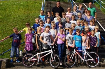 Auf Entdeckungstour – 30 Schüler der Entdecker-Gemeinschaftsschule Gera sammelten Erfahrungen im Umgang mit BMX- und Bahnrennrad.