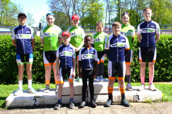 Die Sieger beim 1. Lauf zum TAG Wohnen Nachwuchs-BahnCup 2025: Rio Thormann (U17m / RC Jena), Cora Aust (U15w / SSV Gera), Ben Kunze (U11m / SSV Gera), Lotte Lorenz (U11w / SSV Gera), Mason Tega Erhisinere (U9m / SSV Gera), Martha Kupper (U9w / SSV Gera), Ares Knoch (U13m / SSV Gera), Pia Naundorf (U13w / SSV Gera), Jim Schüßler (U15m / SSV Gera).