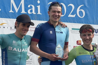 Konstantin Götze gewinnt Pokal des Thüringer Landtagspräsidenten.
