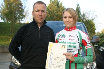 Marie Therese Ludwig wird als Geraer Nachwuchs-Radsportlerin des Monats August geehrt.