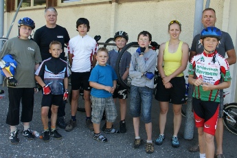 Besuch im Bike-Camp vom Förderer Bernd Herrmann und Jens Weiser vom Bike House Weiser.