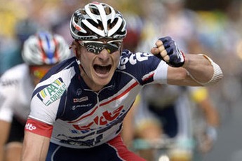 André Greipel (Lotto Belisol) gewinnt die 13. Etappe der Tour de France. | Foto: ROTH