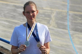 Stella Müller, hat ihre EM- und WM-Medaillen mitgebracht.  (Foto:&nbsp;Andreas&nbsp;Rabel)