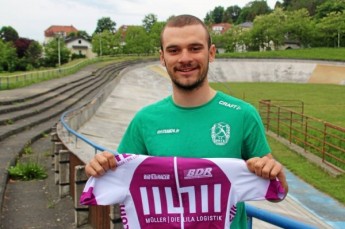 Gabriel Grozev mit dem Bundesliga-Wertungstrikot für den jüngsten Jahrgang in der U23-Klasse.    (Foto:&nbsp;A.Rabel)